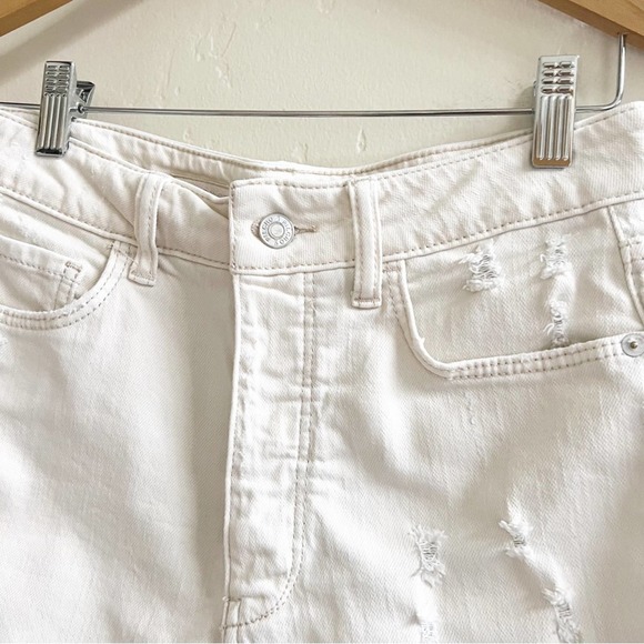 Pilcro High Waisted Button Fly Jean Shorts Cream Size 27 - Picture 4 of 12
